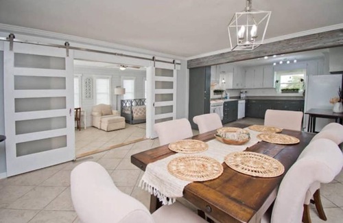 Morehead City House | Barefoot Beach: Spectacular Family Beach Retreat!