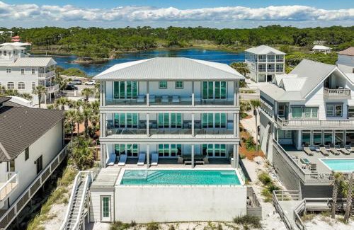 Dune Allen Beach House | Barefoot Bliss by Stay on 30A- Pool, Bikes, Golf Cart