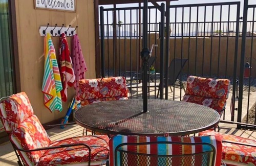 Lake Havasu City House | Barefoot Bungalow in the heart of Downtown Lake Havasu City