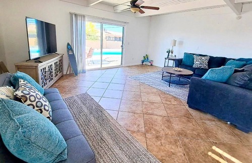 Lake Havasu City House | Barefoot Bungalow in the heart of Downtown Lake Havasu City