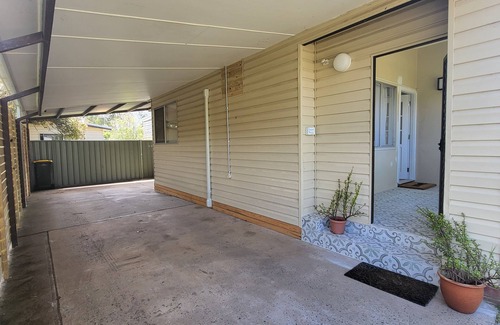 Shoalhaven Heads House | Barefoot Cottage + Studio At The Heads, Pet Friendly