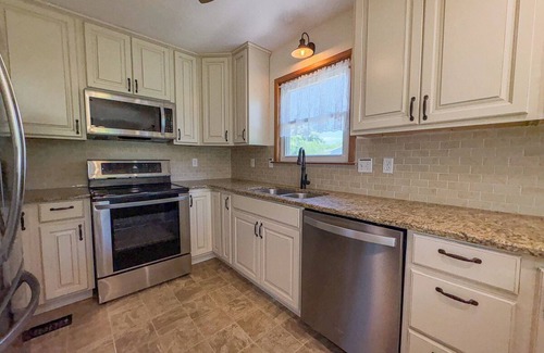 Southern Shores House | Barefoot Manor - 4 BR home w/Private Pool, just a short distance from the beach