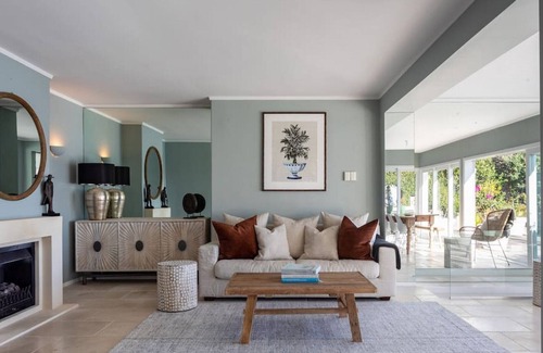 Devonport Apartment | Barefoot on the Beach in Devonport