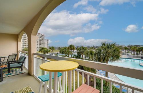 North Myrtle Beach Apartment | Barefoot Resort Condo about 2 Mi to Beach Access!