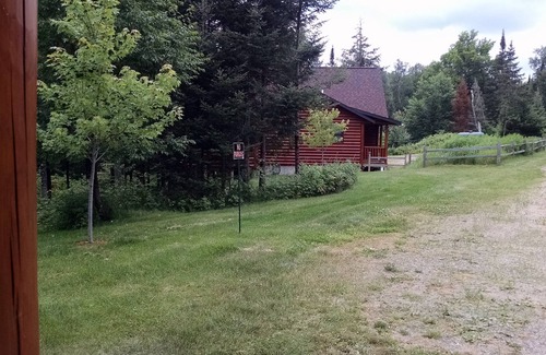 Land O Lakes Ski Chalet | Bargain fall/winter/spring rates. Lakefront privacy & campfire pit.