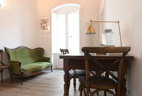 Old Town House | Bari LandLord 8 - Una Finestra sulla Cattedrale