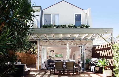 Randwick House | Barker's Charm - Randwick (IH) - Modern, spacious interior in a leafy suburb close to schools and shops.