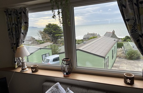 Barmouth Cabin | Barmouth - Caravan - 2Bed - Sea View - PetFriendly