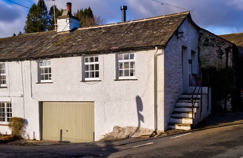 Ambleside Cottage | BARN END, pet friendly, with open fire in Ambleside