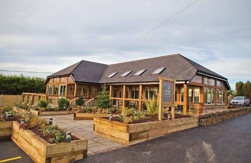 Cauldon Low House | Barn - Sleeps 2 - Pet friendly - Welcome hamper