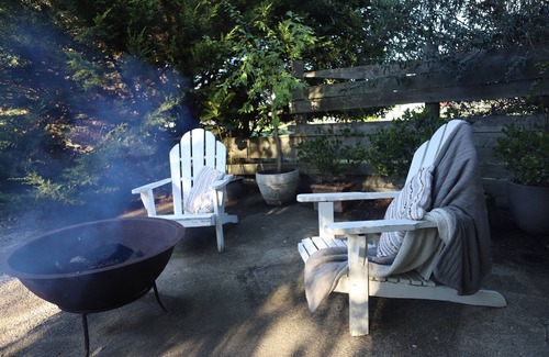 Somerville House | Barn Stay Hideaway "The Barn"