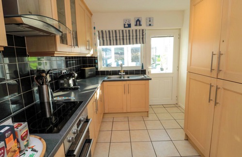 Boulmer House | BARNACLES, pet friendly, with open fire in Longhoughton
