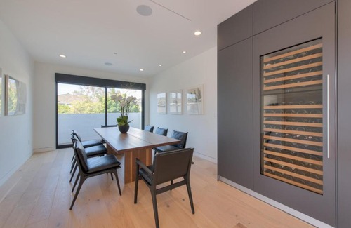 Venice House | Barnard Treat