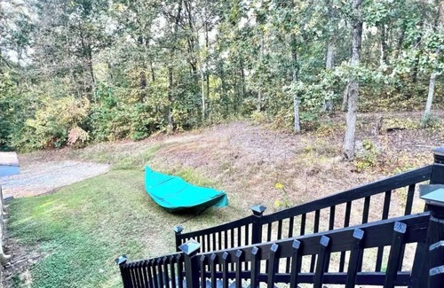 Apison House | Barndominium getaway oasis! Close to Chattanooga shopping restaurants and Water!