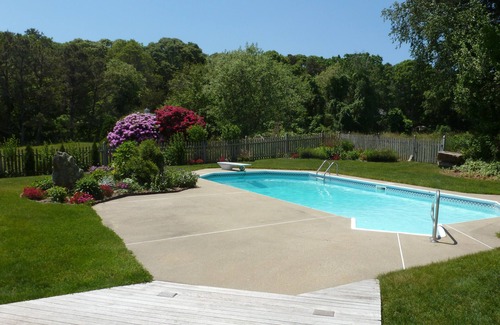 Barnstable House | Barnstable Village Private Pool