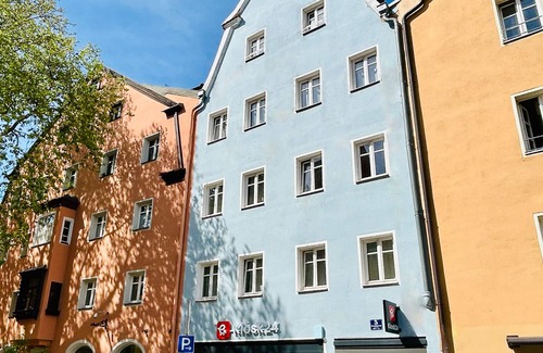 City Centre Regensburg Apartment | Baroque vacation apartment Ratisbona 1 -in the city center-