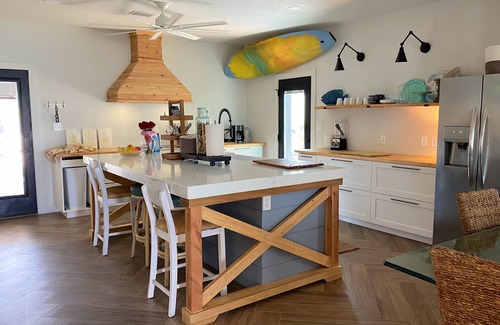 South Padre Island House | Barracuda Bay SPI on the Laguna Madre waterfront