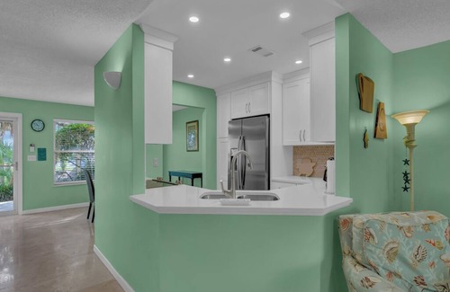 Coralstone Condo | BARRIER ISLAND GEM! Private Ocean Access, Pool, Great Community, and Super Host