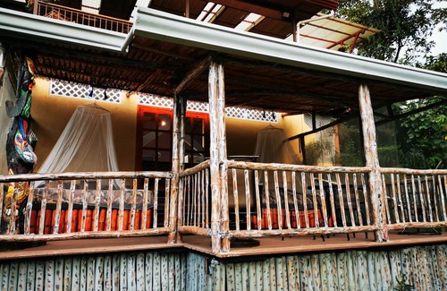 San Antonio Apartment | Barrio La Nuez, Casa Paraiso