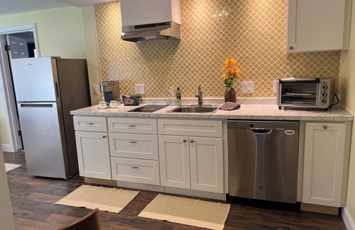 Tavares House | Barrow Bungalow near Big House, fishing, downtown Tavares and Mt Dora