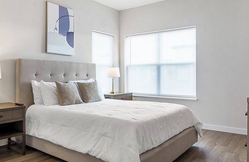 Wayne Apartment | Barsala l Gorgeous 1BD apartment in the heart of Clermont