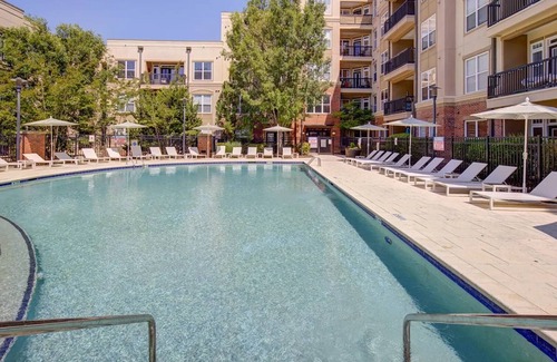 Cary Apartment | Barsala l Trendy 1BD Escape: Full Kitchen & Scenic Views