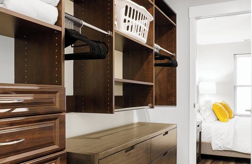 Downtown Indianapolis Apartment | Barsala l tSpacious 2BD; Canal Views & Rooftop Infinity Pool