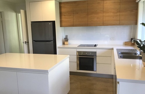 Barwon Heads House | BARWON ABODE - BARWON HEADSnCoastal Getaway with Spacious Yard and Kayaks