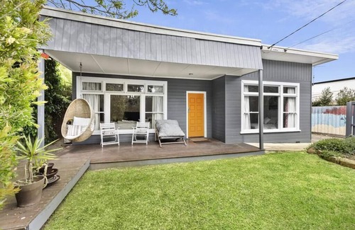 Barwon Heads House | Barwon Veuve Cottage
