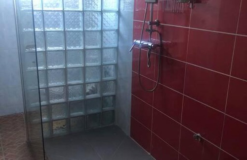 Morne-A-l'Eau House | Bas de villa ensoleillé ventilé