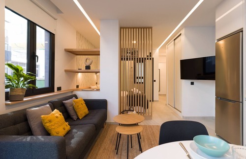 Las Palmas de Gran Canaria Apartment | Basalto Beach Home By CanariasGetaway