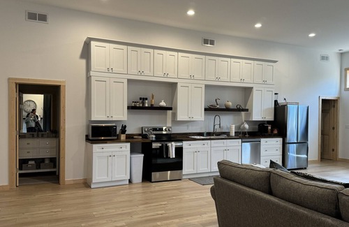 Thompsonville Cabin | Base Camp 365, Barndominium, private getaway, 2 story, fully furnished.