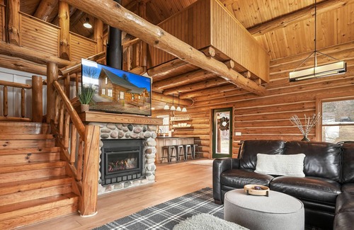 Beulah Cabin | Base Camp Beulah at Crystal Lake