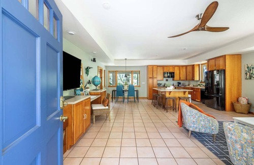 Shadow Mountain House | Base of Mt Elden Nest—Trails & Downtown Access