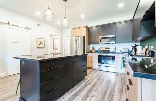 Driggs Condo | Basecamp Stays: Unique Townhome, 2 Car Garage & AC