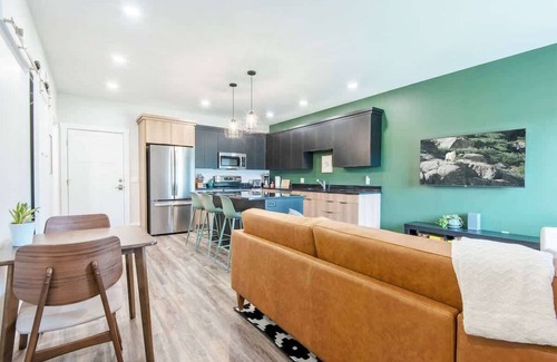 Driggs Condo | Basecamp Stays: Unique Townhome, 2 Car Garage & AC