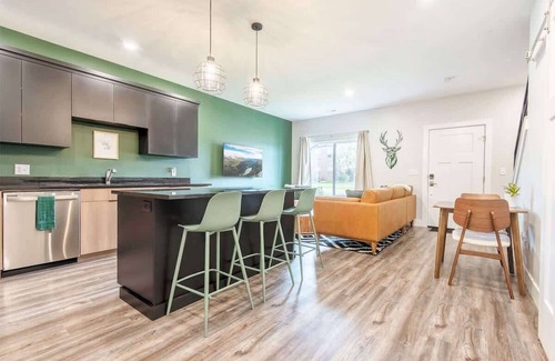 Driggs Condo | Basecamp Stays: Unique Townhome, 2 Car Garage & AC
