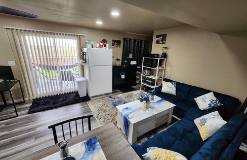 Aurora Apartment | Basement Studio with private Entrance within walking distance from Gaylord hotel