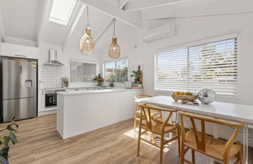 St. Georges Basin House | Basin Abode - Water views & pet friendly