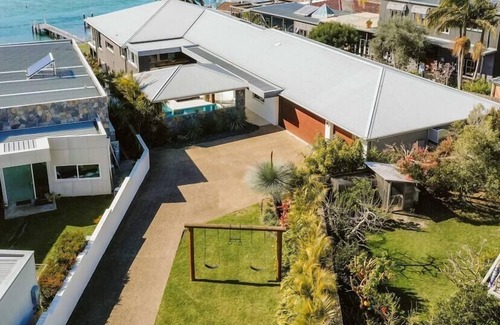 Huskisson House | Bask Jervis Bay Summa