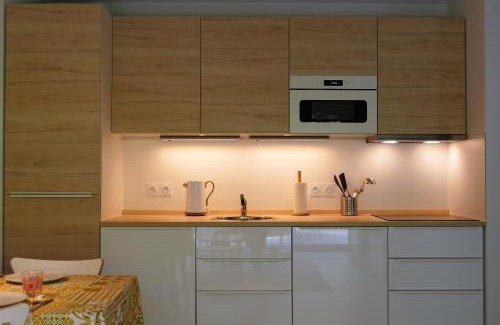 Cambo-les-Bains Apartment | BaskoParadis I Apt I Central I Calme I Lumineux I Lit 160 I Terrasse I Jardin