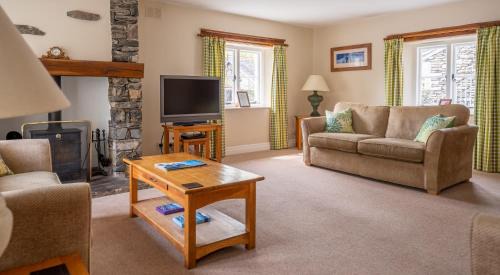 Graythwaite House | Bassicks