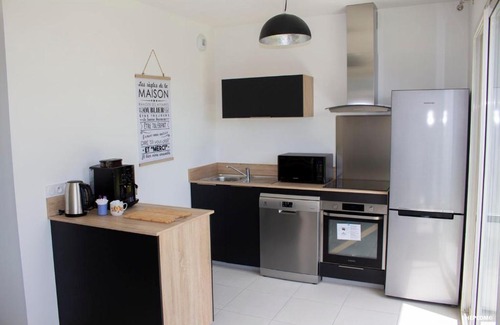 La Fare-les-Oliviers Bed & Breakfast | BASTIDE 9