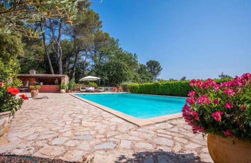 La Roquebrussanne Bed & Breakfast | Bastide Lou Pèbre D’aï