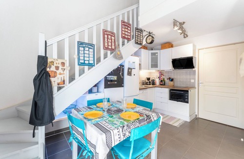 Aubignan Villa | Bastidon at the foot of Ventoux with shared swimming pools and Wi-Fi