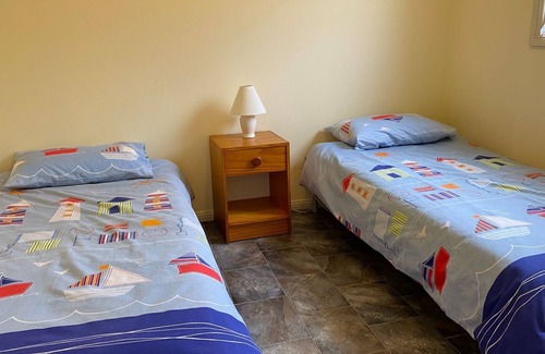 Cunjurong Point Cottage | Batch on The Bounty - Two bedroom granny flat