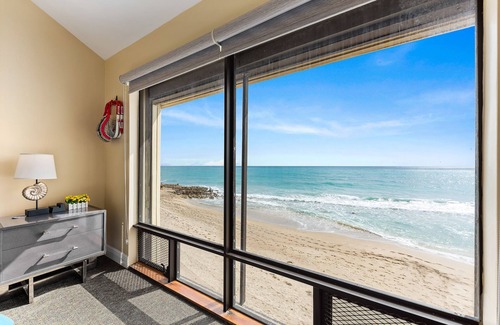 Stuart House | Bathtub Beach Retreat: 8BR/4BA Ocean-to-River w/heated pool +Elevator Discounts!