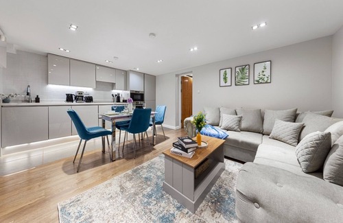 Shaftesbury Apartment | Battersea Area - Apartment - Sleeps6 - City Centre