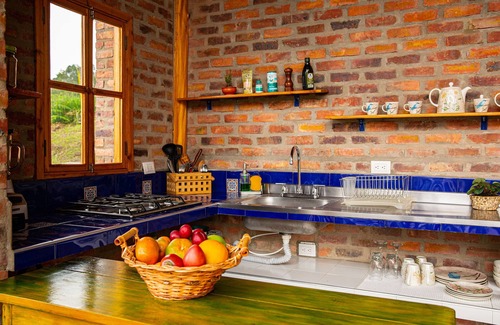 San Francisco Cabin | Baumhaus Vista/Cabaña rústica con jacuzzi privado