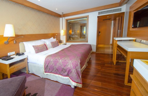 Vile Parle East Hotel | Bawa International